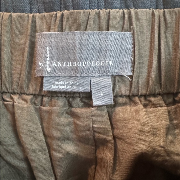 NWT Anthropologie olive green faux leather skirt. Size Large. - Picture 6 of 7